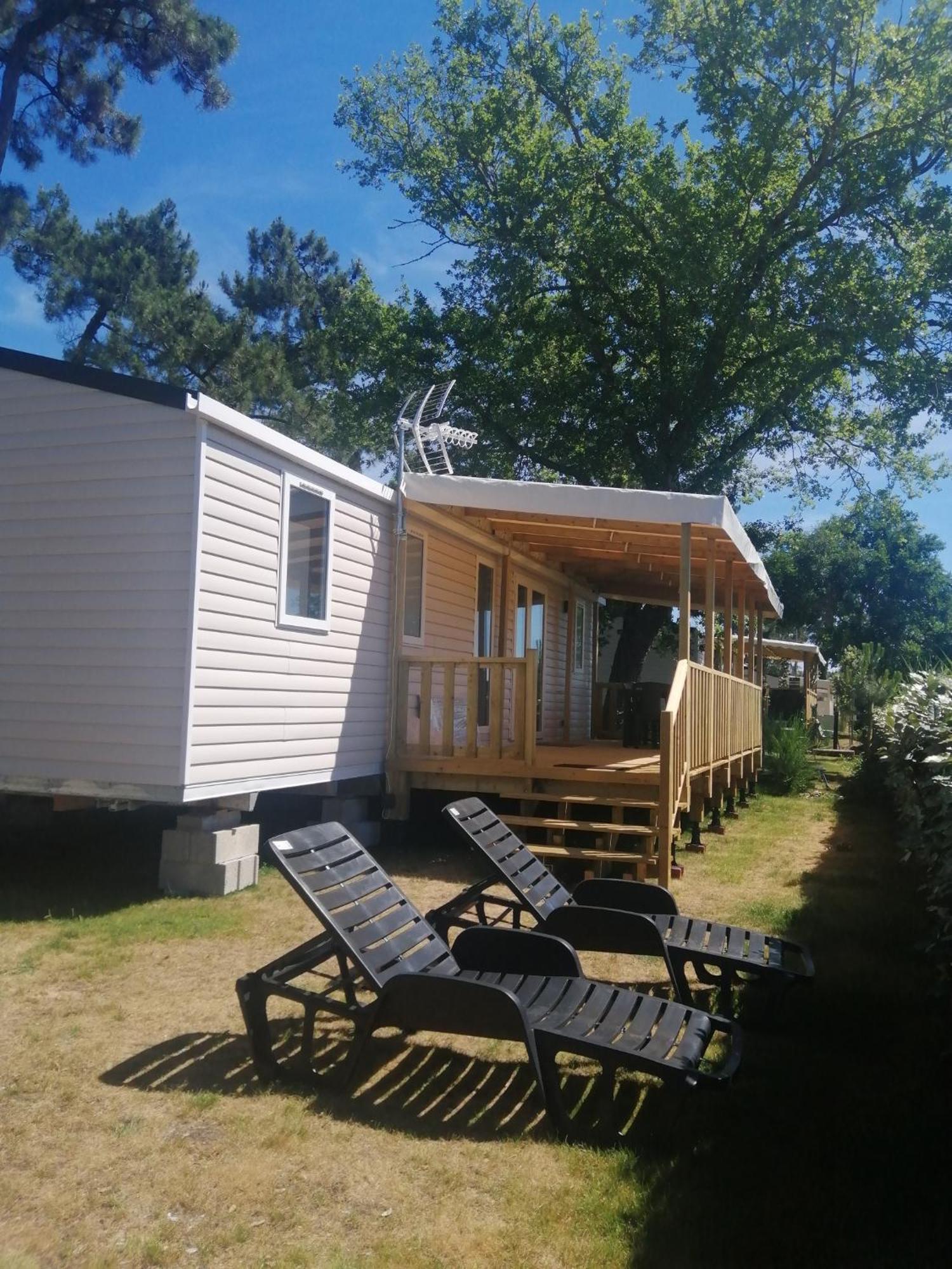 Mobil Home Bord D'Eau Camping 4 Etoiles Les Viviers Lège-Cap-Ferret Kültér fotó